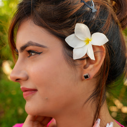 Black Pearl Studs