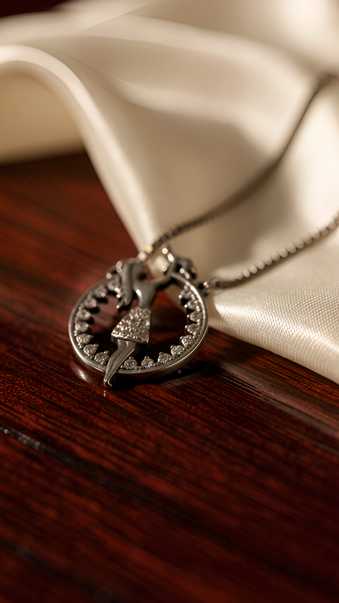 Mom's love pendant