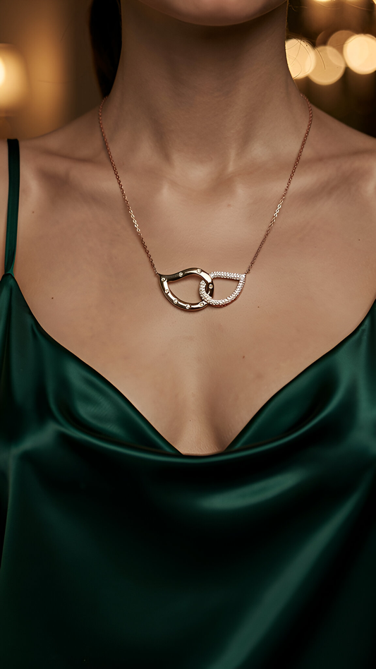 Interlock luxe neckpiece